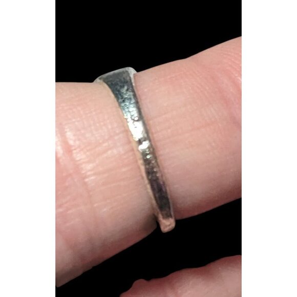 Gothic Skeleton Hand Silver Tone Fashion Ring Size 5 1/2 - Picture 6 of 14